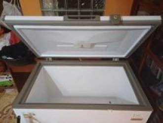 SE VENDE CONGELADORA